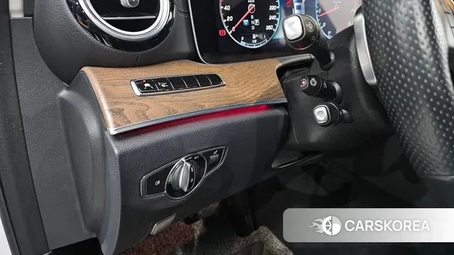 Mercedes-Benz E-Class W213 2018 Белый из Кореи, фото 4