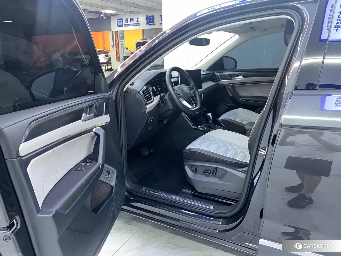Volkswagen Tayron 2023 Черный из Китая, фото 4