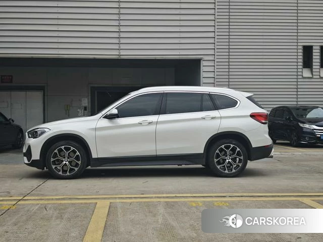 BMW X1 2023 Белый из Китая, фото 4