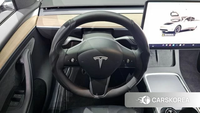 Tesla Model Y 2023 Белый из Кореи, фото 4