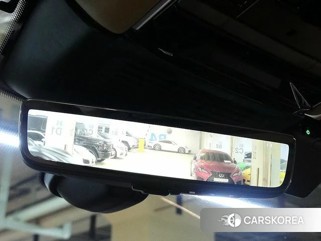 Land Rover Range Rover 5th Generation 2024 Золотой из Кореи, фото 4
