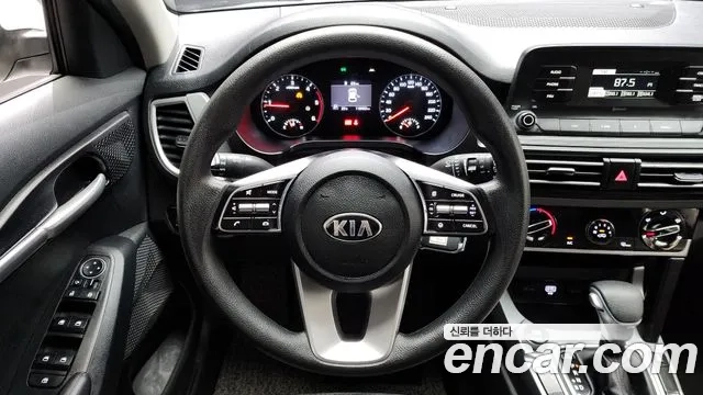 Kia Seltos 2021 Белый из Кореи, фото 4