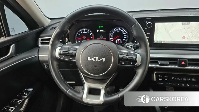 Kia K5 3rd generation 2023 Серый из Кореи, фото 4
