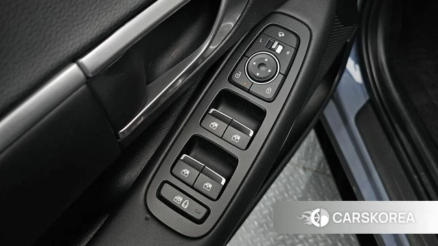 Hyundai Sonata D Edge (DN8) 2025 Светло-серебряный цвет из Кореи, фото 4