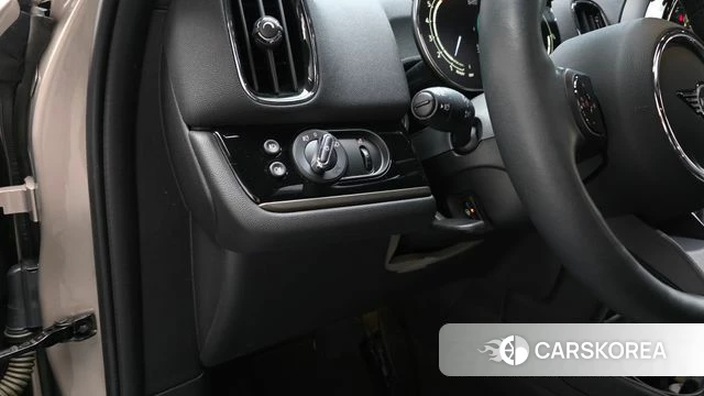 Mini Cooper Countryman 2024 Белый двухцветный из Кореи, фото 4