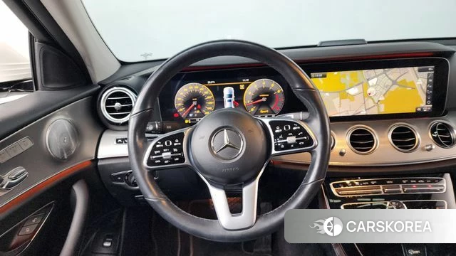 Mercedes-Benz E-Class W213 2019 Белый из Кореи, фото 4
