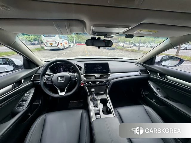 Honda Accord 2022 Белый из Китая, фото 4