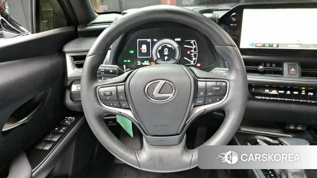 Lexus UX250h 2023 Белый из Кореи, фото 4
