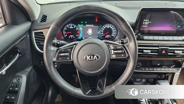 Kia Seltos 2021 Белый из Кореи, фото 4