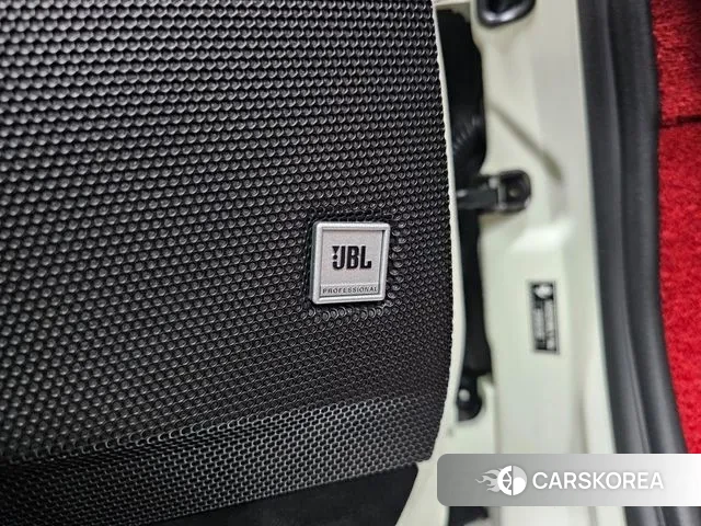 Ferrari SF90 Spider 2023 Белый из Кореи, фото 4