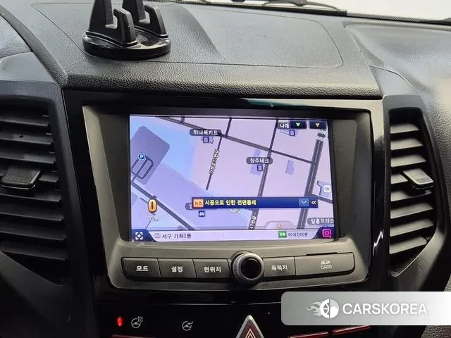 Ssangyong Tivoli Air 2018 Белый из Кореи, фото 4