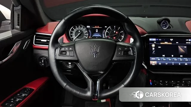 Maserati Ghibli 2022 Белый из Кореи, фото 4