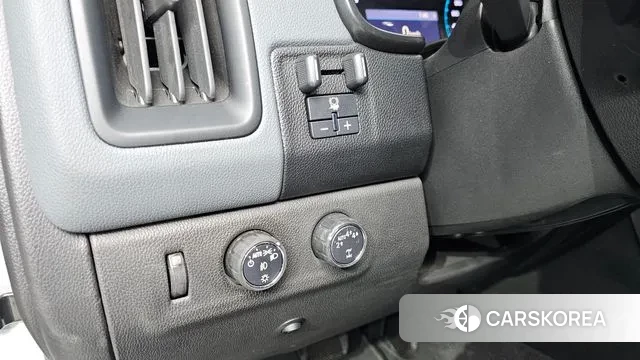 Chevrolet (GM Daewoo) Real New Colorado 2020 Белый из Кореи, фото 4