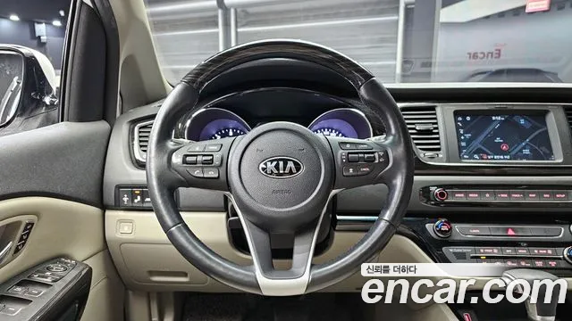 Kia The New Carnival id 2713217 из Кореи 4