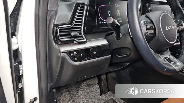 Kia Sportage 5th Generation 2024 Белый из Кореи, фото 4