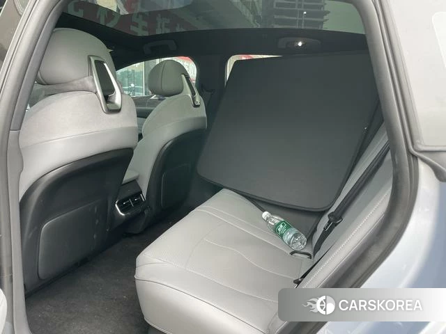 Nissan N7 2025 Серебристо-серый из Китая, фото 4