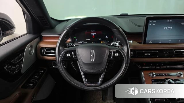 Lincoln Aviator 2nd generation 2019 Белый из Кореи, фото 4