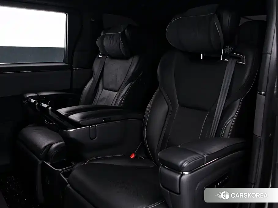 Lexus LM 2024 Silver/gray из Китая, фото 4