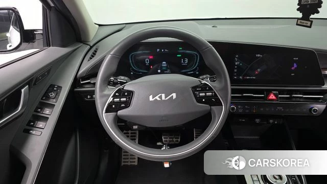 Kia Di Ol Nu Niro 2022 Белый из Кореи, фото 4