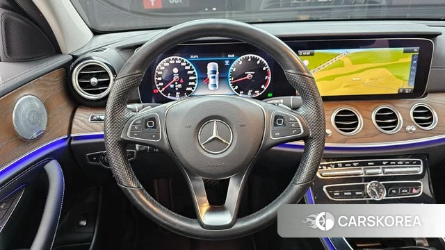 Mercedes-Benz E-Class W213 2018 Белый из Кореи, фото 4