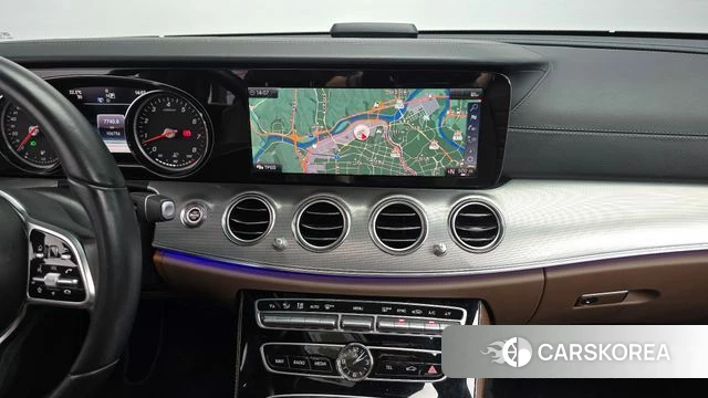 Mercedes-Benz E-Class W213 2019 Белый из Кореи, фото 4