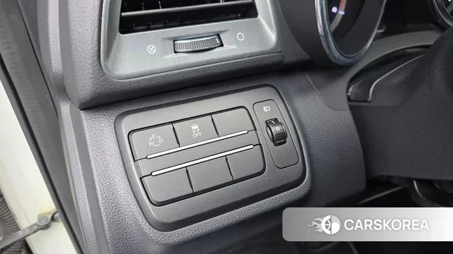 Ssangyong Tivoli Armor 2018 Белый из Кореи, фото 4