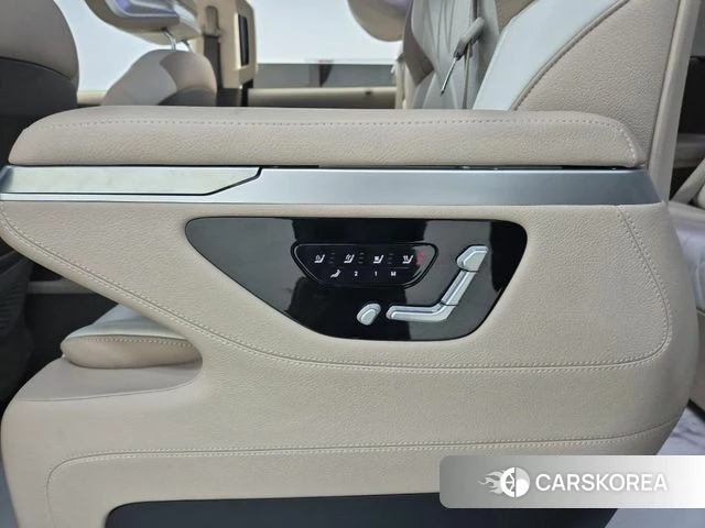 Kia Carnival 4th generation 2023 Черный из Кореи, фото 4
