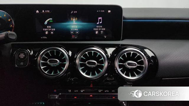 Mercedes-Benz A-Class W177 2020 Белый из Кореи, фото 4