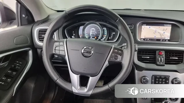 Volvo V40 Cross-Country 2019 Белый из Кореи, фото 4