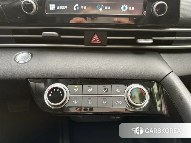 Hyundai Elantra 2023 Темно-серый из Китая, фото 4