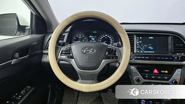 Hyundai Avante AD 2018 Белый из Кореи, фото 4