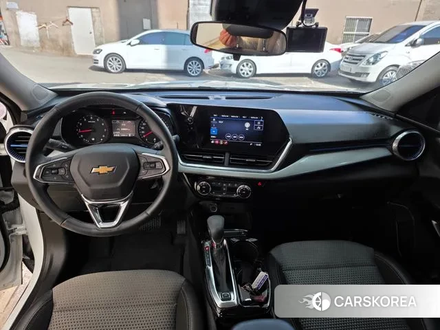 Chevrolet (GM Daewoo) Trax Crossover 2023 Белый из Кореи, фото 4