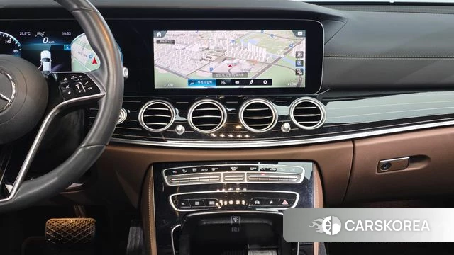 Mercedes-Benz E-Class W213 2021 Серый из Кореи, фото 4