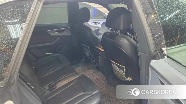 Audi Q8 (4M) 2021 Белый из Кореи, фото 4