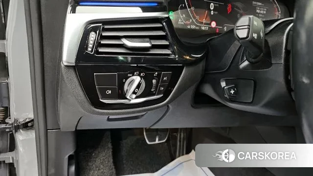 BMW 6 Series GT (G32) 2021 Серый из Кореи, фото 4