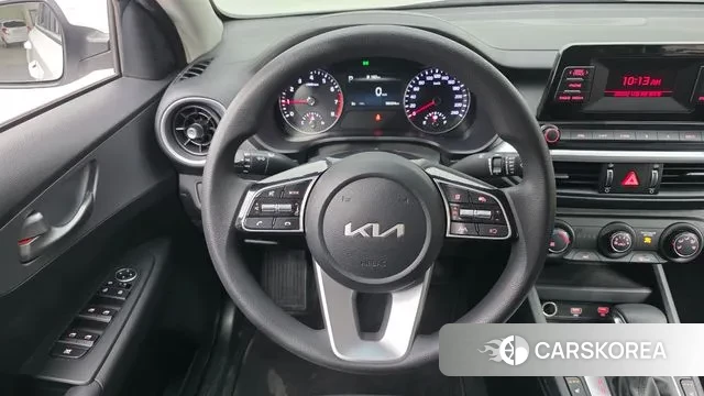 Kia The New K3 2nd generation 2021 Белый из Кореи, фото 4
