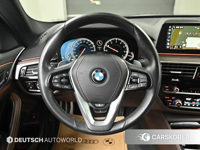 BMW 5 Series (G30) 2018 Черный из Кореи, фото 4