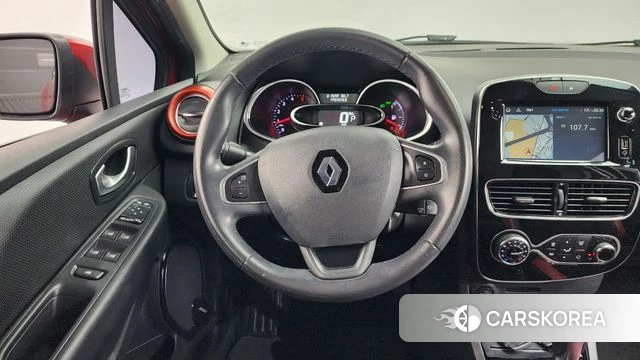 Renault Korea (Samsung) Clio 2018 Красный из Кореи, фото 4