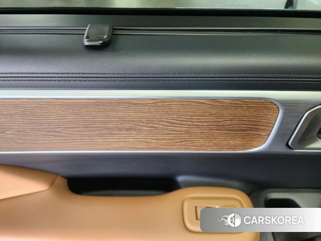 Hyundai Santa Fe (MX5) 2023 Белый из Кореи, фото 4