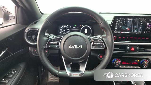 Kia The New K3 2nd generation 2022 Белый из Кореи, фото 4