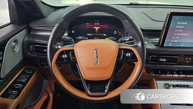 Lincoln Aviator 2nd generation 2022 Белый из Кореи, фото 4