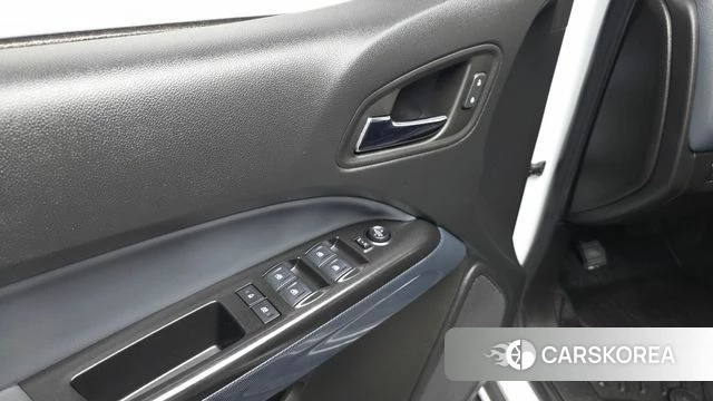 Chevrolet (GM Daewoo) Real New Colorado 2022 Белый из Кореи, фото 4