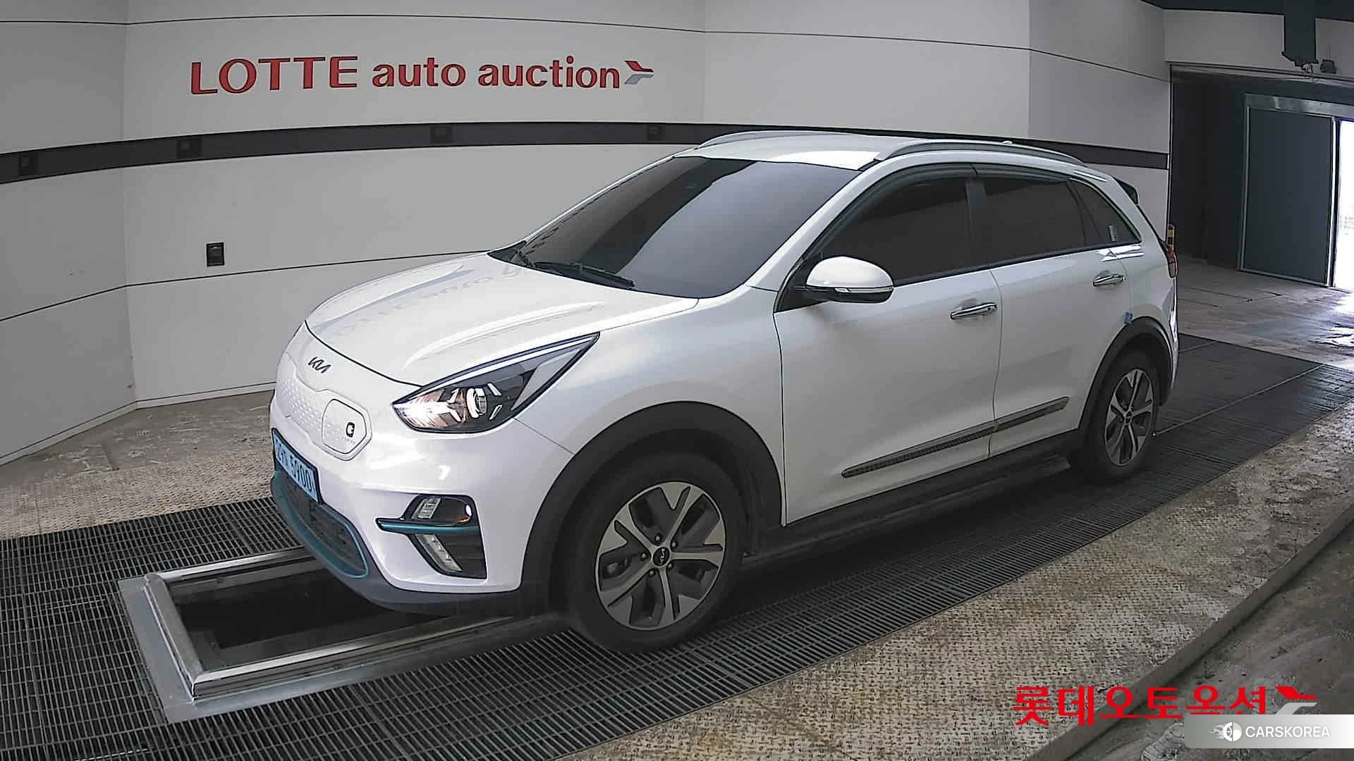 Kia Niro EV 2022 Snow White Pearl (optional) из Кореи, фото 4