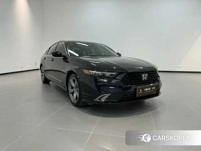 Honda Accord PHEV 2025 Черный из Китая, фото 4