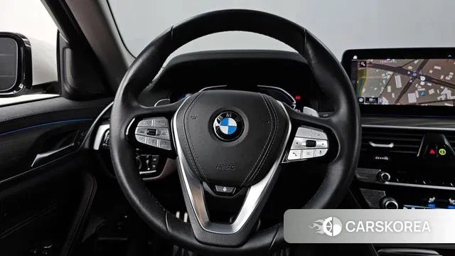 BMW 5 Series (G30) 2020 Белый из Кореи, фото 4