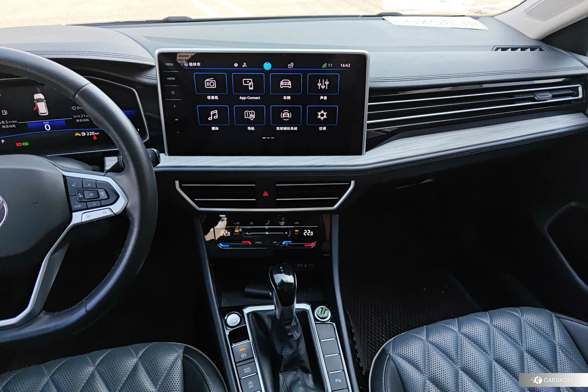 Volkswagen Sagitar 2022 Белый из Китая, фото 4