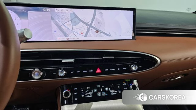 Genesis GV70 2024 Серебристо-серый из Кореи, фото 4