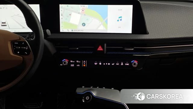 Kia EV6 2023 Черный из Кореи, фото 4