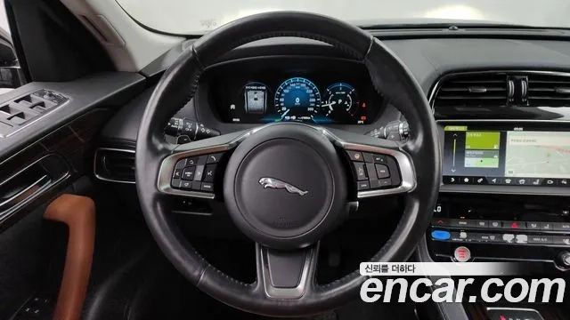 Jaguar F-PACE 2018 Черный из Кореи, фото 4
