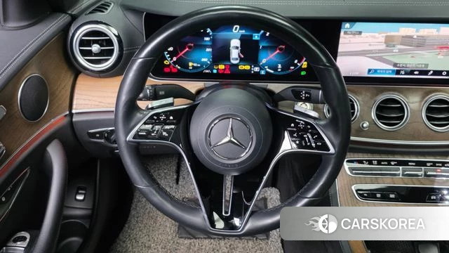 Mercedes-Benz E-Class W213 2021 Серебряный из Кореи, фото 4